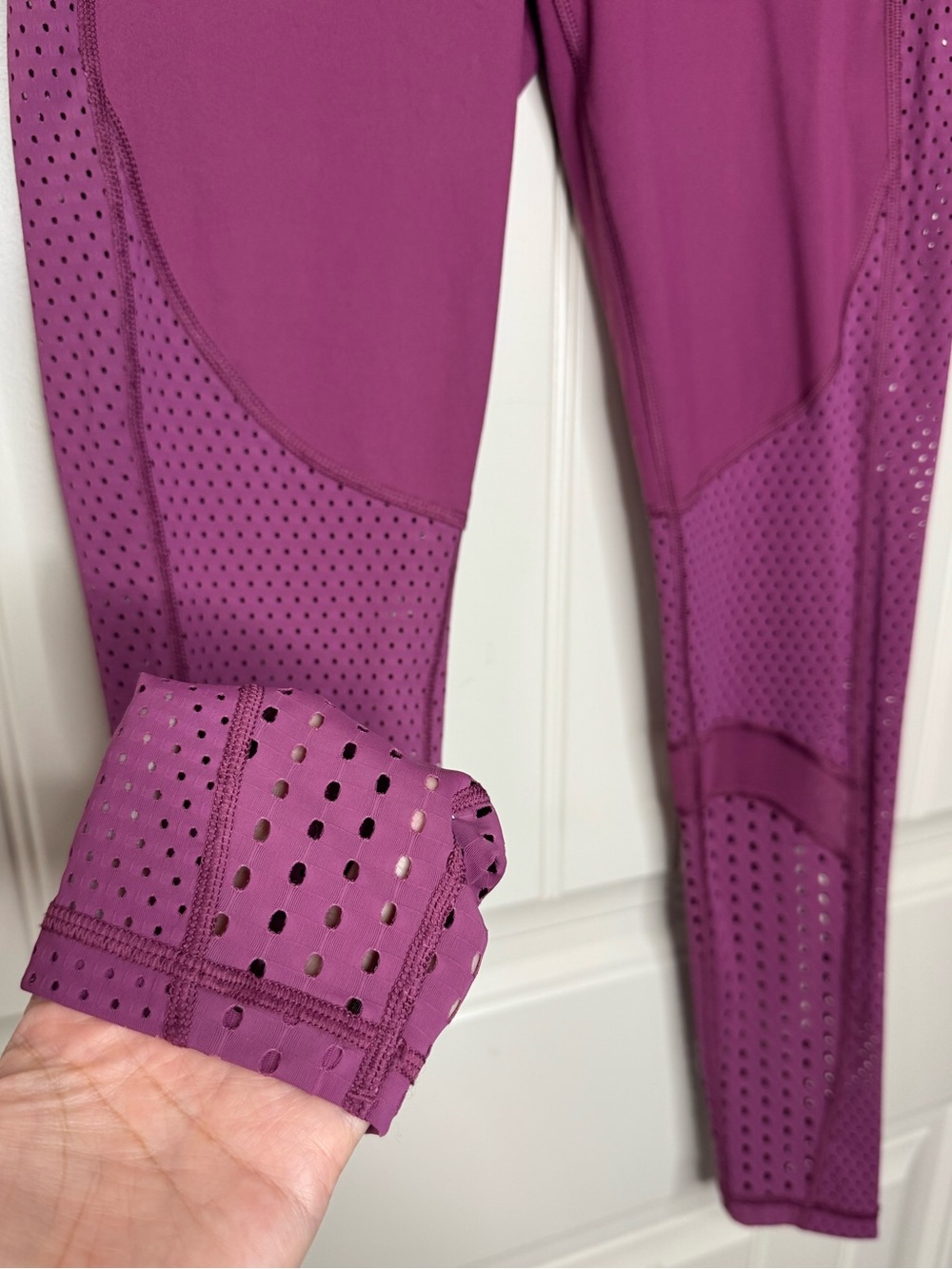 2/for $20 🪩 VS SPORT Plum High-Waist Side Pocket Leggings (Women’s Medium) - Picture 4 of 13